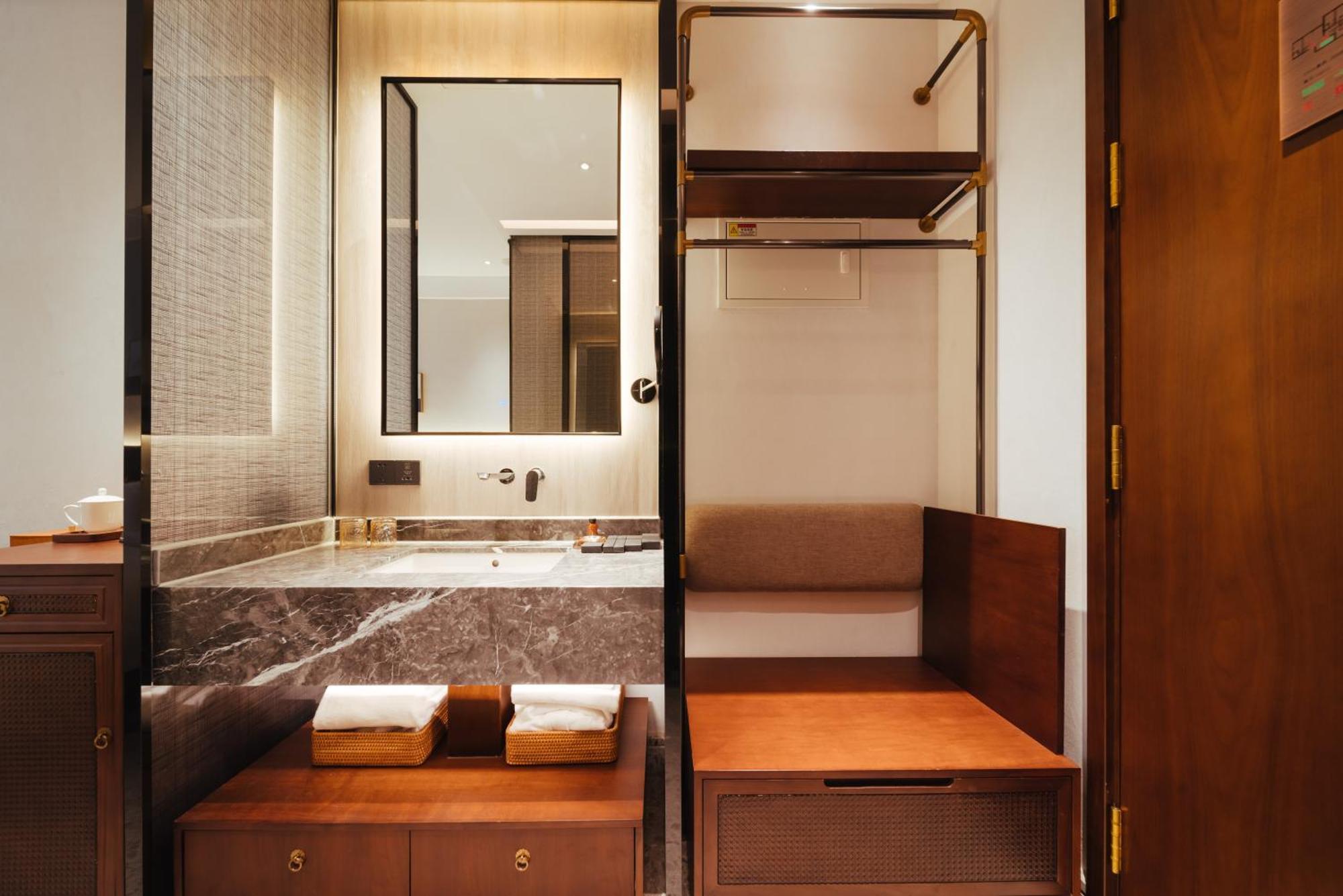 Jingmao Alley Hotel - Beijing Wangfujing Dongsi Subway Station Branch Extérieur photo